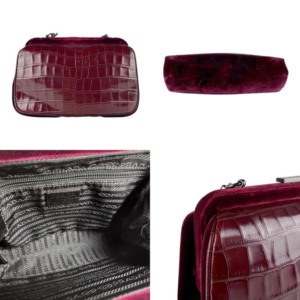 PRADA Red Leather Shoulder Bag - Picture 3 of 5